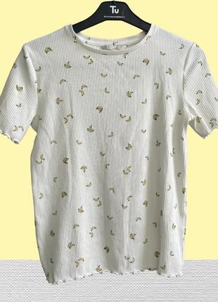 Женская летняя футболка с бананами в рубчик белая брендовая фирменная от c&amp;a стильная модная нежная5 фото