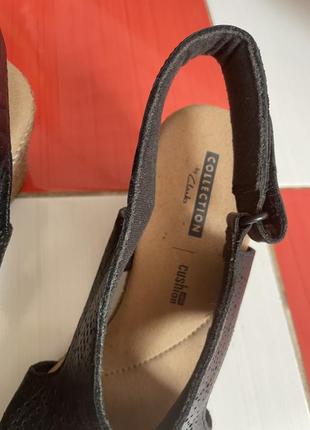 Шикарные удобные кожаные босоножки сандалии clarks/100%кожа5 фото