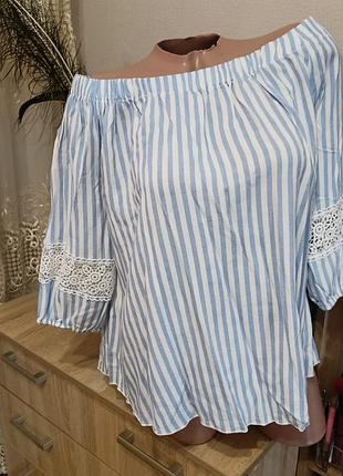 Летняя полосатая блуза на плечах вискоза