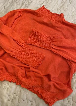 Топ с пышными рукавами