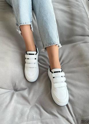 Белые кожаные кроссовки кеды с липучками на липучках