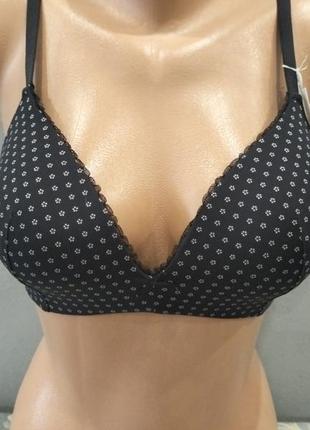 Бюстгальтер essentials