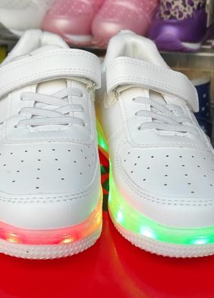 Белые деми  кроссовки, кеды с led подсветкой, зарядкой для девочки, мальчика8 фото
