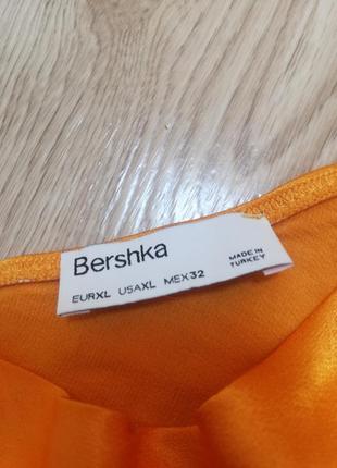 Топ bershka3 фото