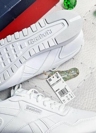 Reebok оригинал белые кроссовки со стелькой с памятью3 фото