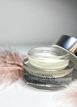 Крем вокруг глаз truly-transforming brightening eye cream instytutum