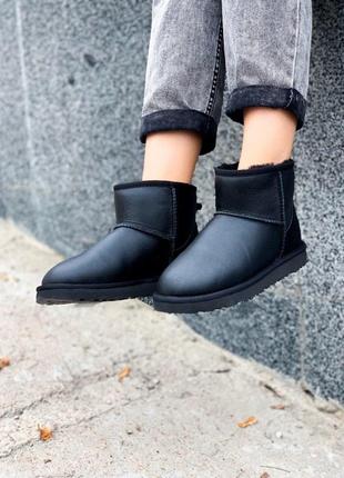 Прекрасные кожаные ugg mini в черном цвете с теплым мехом  (осень-зима-весна)😍5 фото