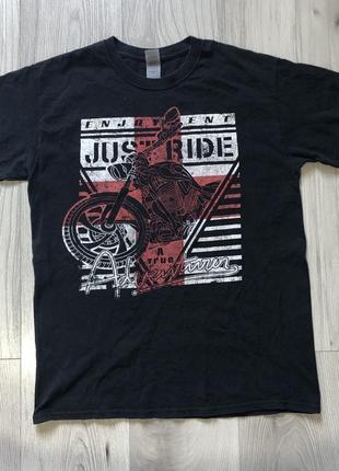 Футболка gildan