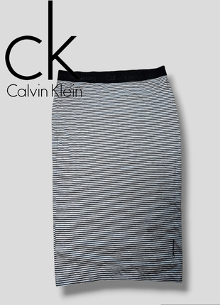 Трикотажна спідниця олівець calvin klein спідниця міді у смужку