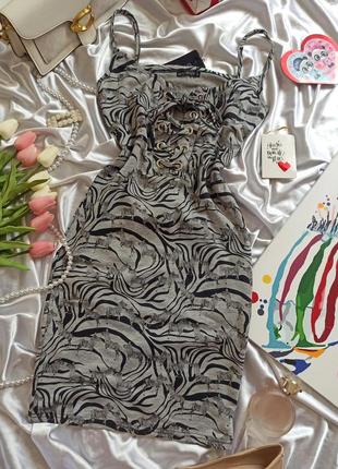 Трикотажний сарафан сукня зі шнурівкою на грудях принт зебри сірий2 фото