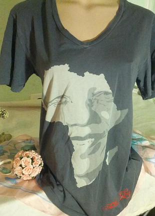 Отличное качество.тоненькая футболка,разм 48-56,италия,felio siby,пог-53-60см..