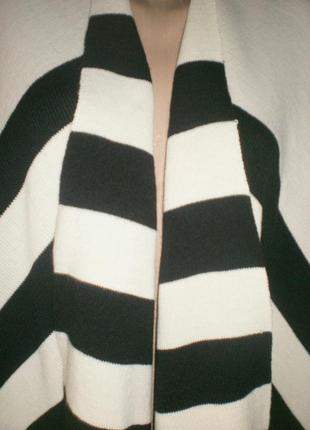 Шикарне стильне вязане пончо.розмір універсал (one size)4 фото