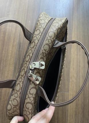 Косметичка, сумка-органайзер для косметики, guess travel case - kosmetiktasche4 фото