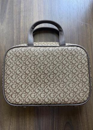 Косметичка, сумка-органайзер для косметики, guess travel case - kosmetiktasche5 фото