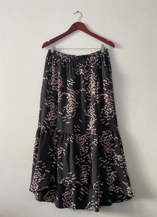 Длинная юбка, с оборкой, с карманами, push, на резинке, серого цвета, натуральная, 100% вискоза,10 фото