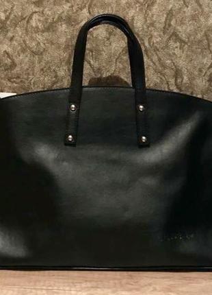 Чёрная женская молодёжная вместительная деловая сумка шоппер с короткими ручками/на плечо7 фото