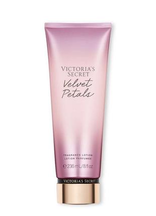 Лосьйон для тіла velvet petals 236ml victoria's secret