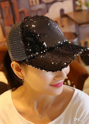 Стильная кепка 🧢 у пайетки