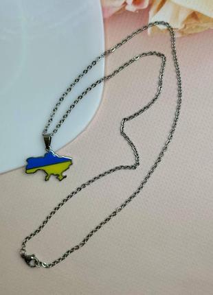Патриотическая женская цепочка в виде карты и флага украины серебристого цвета5 фото