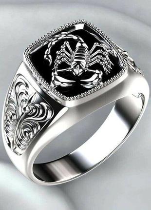 Чоловічий перстень у вигляді срібного скорпіона на чорному фоні з візерунком ручна робота розмір 20.5