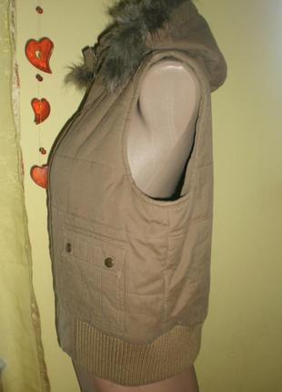 Стильна фірмова річ - шикарна тепла безрукавка від бренду paco sport jackets.3 фото