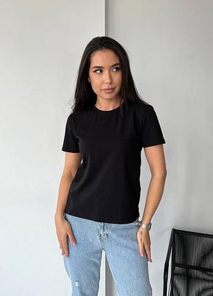 Футболка базовая черная