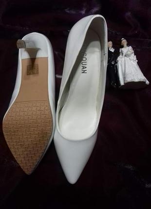 Классические,лаковые свадебные туфли лодочки hongquan3 фото