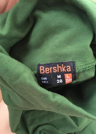 Водолазка bershka. зелёная водолазка. практичная водолазка. водолазка на работу.6 фото