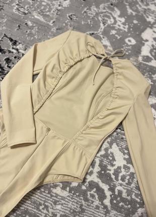 Боді zara з відкритою спинкою🤍
