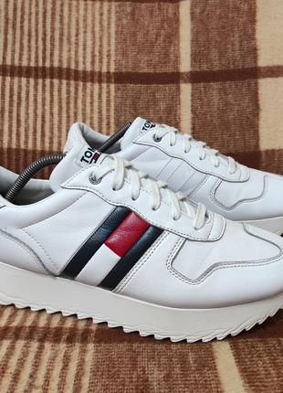 Оригінальні кросівки tommy hilfiger