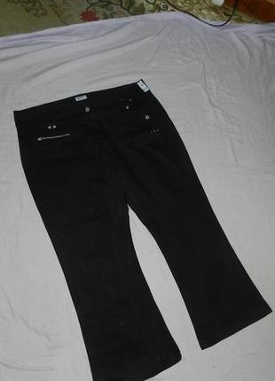 Стрейч-плотные,чёрные джинсы-капри,с карманами и стразиками,бол.18-20разм.,x-mail3 фото