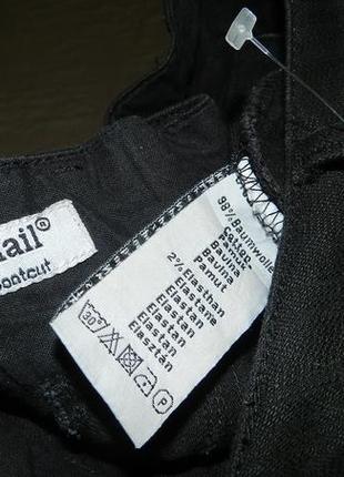 Стрейч-плотные,чёрные джинсы-капри,с карманами и стразиками,бол.18-20разм.,x-mail8 фото