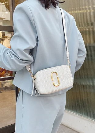 Женская черная белая нового сумка бананка слинг сумочка женский черный белый клатч