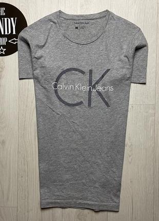 Чоловіча футболка calvin klein, розмір m