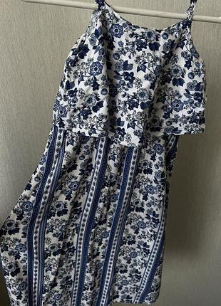 Сарафан для дівчинки