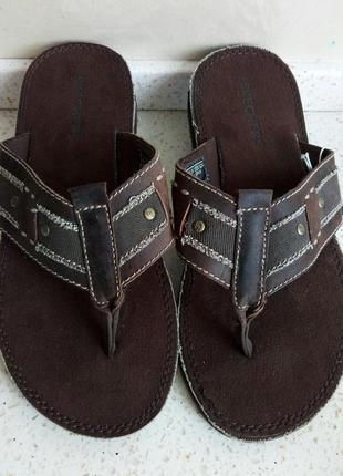 Нові чоловічі шльопанці в'єтнамки hombre skechers