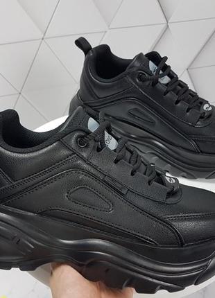 Кроссовки буффало на высокой платформе тракторной чёрные — ціна 1299 ...