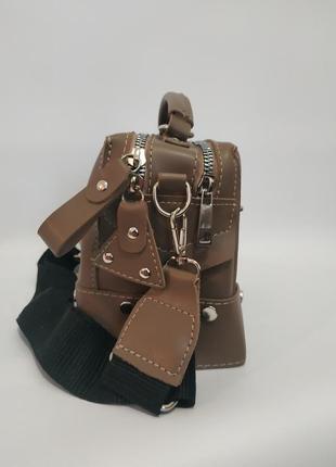 Стильная женская мини-сумка через плечо. маленькая сумочка клатч экокожа модная и стильная3 фото