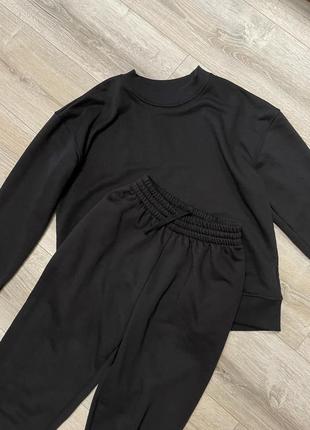 Трикотажний спортивний костюм темно-сірого кольору xs