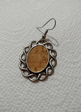 Моносерьга, одиночная серьга