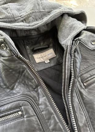 Мужская черная куртка calvin klein jeans8 фото