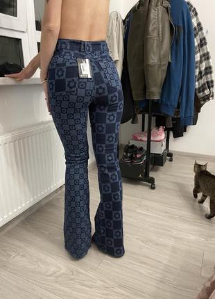 Женские винтажные джинсы клеш высокая талия jaded london retro print skinny flare jeans high waist женские винтажные джинсы с высокей талией клэш9 фото