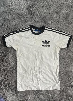 adidas оригинал футболка