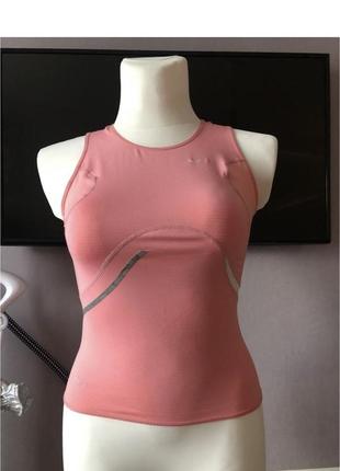 Спортивна рожева майка