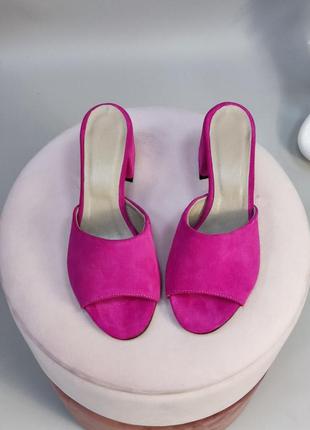 Розовые фуксия замшевые шлепанцы сабо на каблуке много цветов6 фото