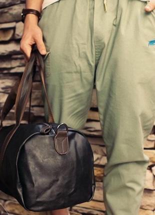 Мужская чоловіча кожаная спортивная популярная стильная дорожная сумка с ручками ремешком2 фото