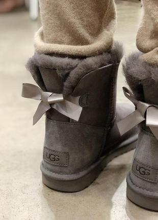 💠ugg mini grey💠жіночі зимові замшеві сірі уггі6 фото