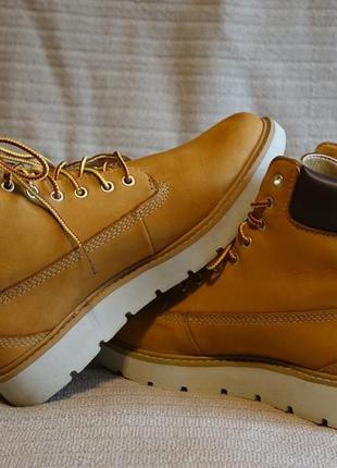 Желтые фирменные ботинки из натурального нубука timberland сша 38 р. (24 см.)