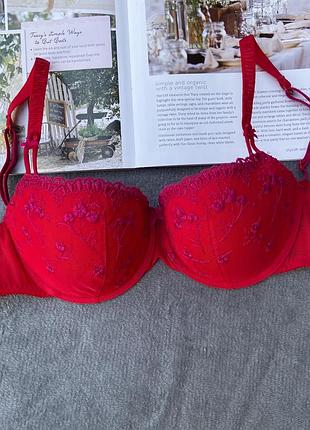 Бюстгальтер marks & spencer с вышивкой