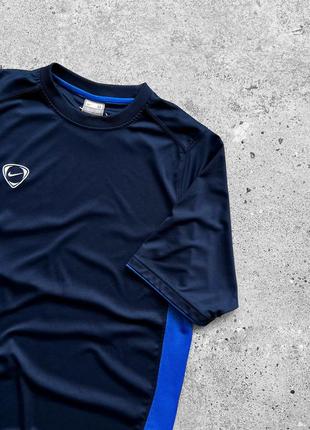 Nike men’s vintage small embroidered logo blue sport t-shirt вінтажна, спортивна футболка2 фото